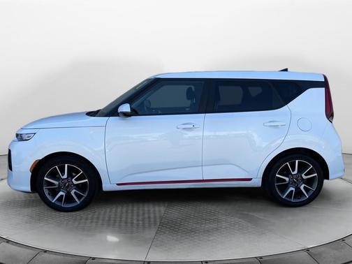 2022 Kia Soul GT-Line