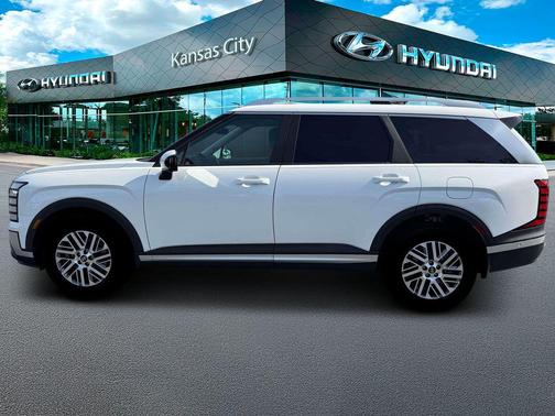 Creamy White Pearl 2026 Hyundai PALISADE SEL Premium