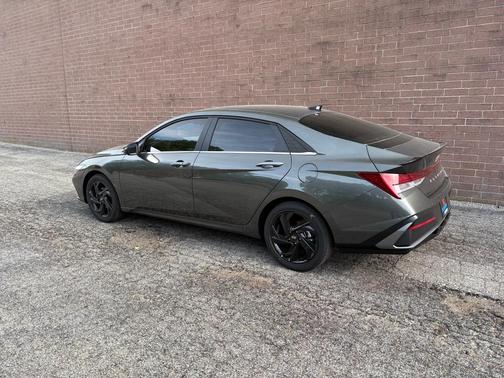 Amazon Gray 2026 Hyundai ELANTRA Sport