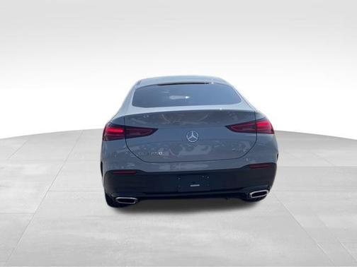 Obsidian Black Metallic 2025 Mercedes-Benz AMG GLE 63 S