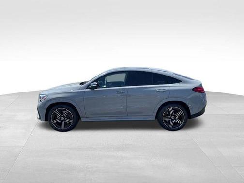 Obsidian Black Metallic 2025 Mercedes-Benz AMG GLE 63 S