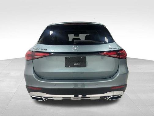 2026 Mercedes-Benz GLC 300 Base 4MATIC