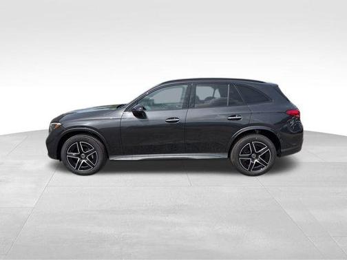 2025 Mercedes-Benz GLC 300 Base 4MATIC