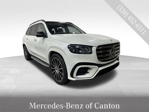 Moonlight White 2026 Mercedes-Benz GLS 450 4MATIC