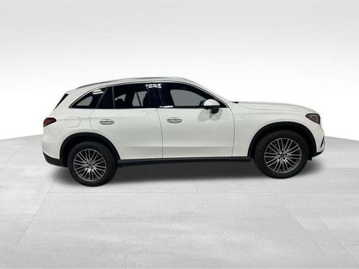 2149 2026 Mercedes-Benz GLC 300 Base 4MATIC