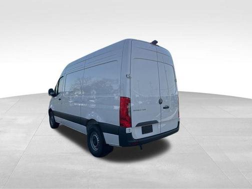 2025 Mercedes-Benz Sprinter 2500 Standard Roof