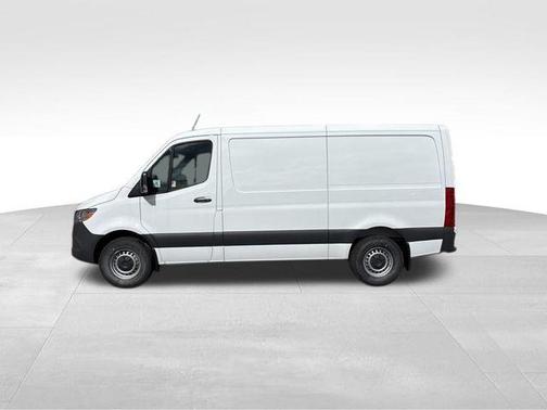 2025 Mercedes-Benz Sprinter 2500 Standard Roof