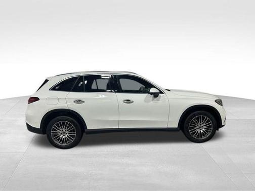 2026 Mercedes-Benz GLC 300 Base 4MATIC