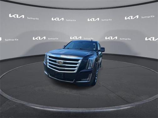 2016 Cadillac Escalade ESV Luxury