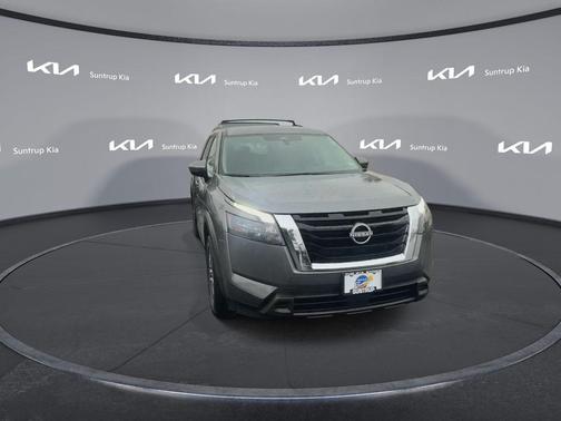 2024 Nissan Pathfinder SV FWD