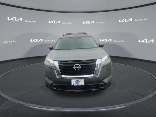 2024 Nissan Pathfinder SV FWD