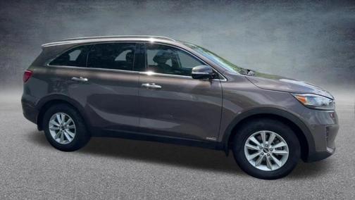 Dragon Brown 2019 Kia Sorento LX