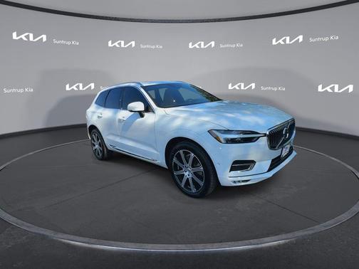 2021 Volvo XC60 T6 Inscription