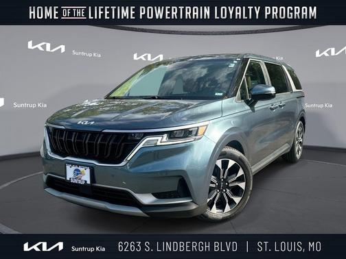 2023 Kia Carnival EX