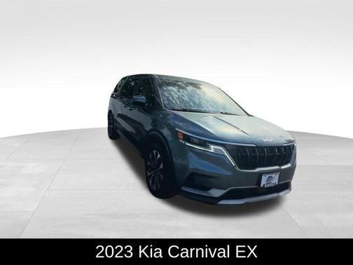 2023 Kia Carnival EX