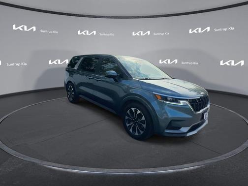 2023 Kia Carnival EX