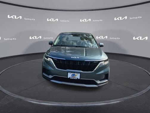 2023 Kia Carnival EX