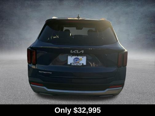 2025 Kia Sorento S