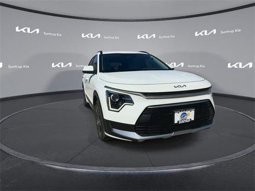 2023 Kia Niro EX