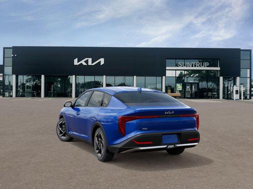 2025 Kia K4 EX