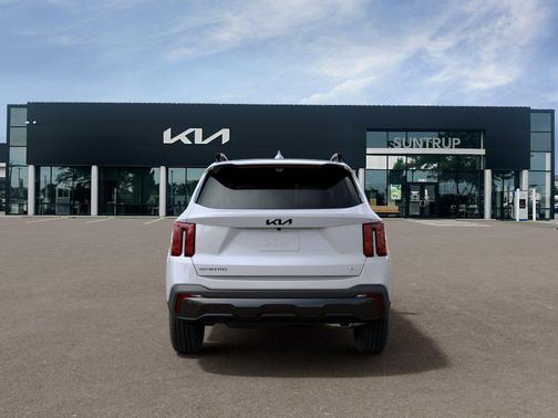 Glacial White Pearl 2026 Kia Sorento SX