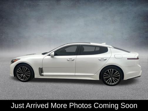 2019 Kia Stinger Base