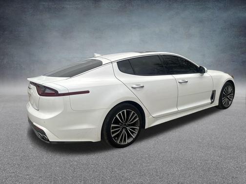 2019 Kia Stinger Base