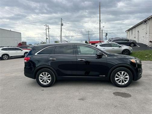 2018 Kia Sorento LX