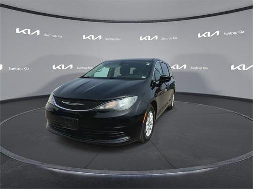 2017 Chrysler Pacifica LX