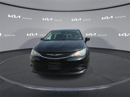 2017 Chrysler Pacifica LX