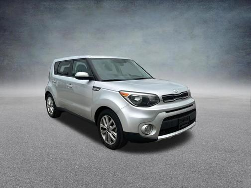 Bright Silver 2018 Kia Soul +