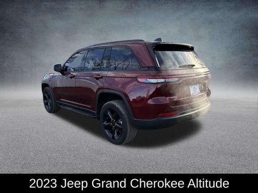 2023 Jeep Grand Cherokee Altitude