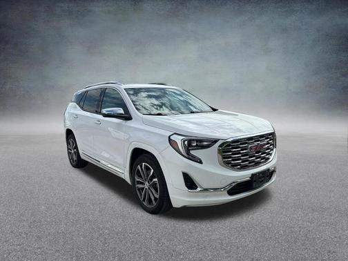 Summit White 2018 GMC Terrain Denali