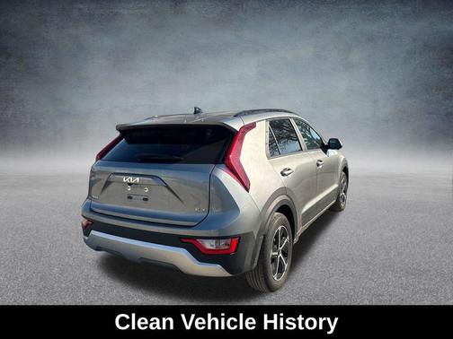 2025 Kia Niro LX