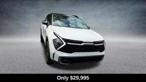 Glacier White Pearl/Ebony Black Roof 2024 Kia Sportage S