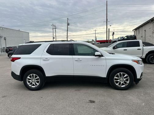 2019 Chevrolet Traverse LT Cloth