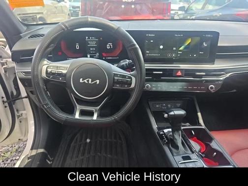 Snow White Pearl 2025 Kia K5 GT-Line