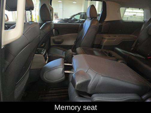 2025 Kia Carnival Hybrid EX