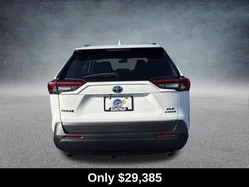 2024 Toyota RAV4 Hybrid XLE