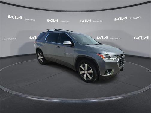 2020 Chevrolet Traverse LT Leather