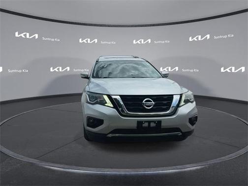 2019 Nissan Pathfinder SV