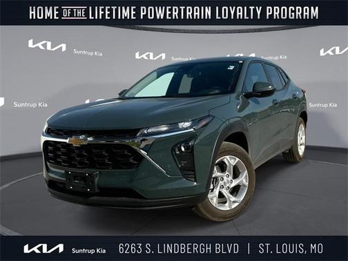 2025 Chevrolet Trax LS