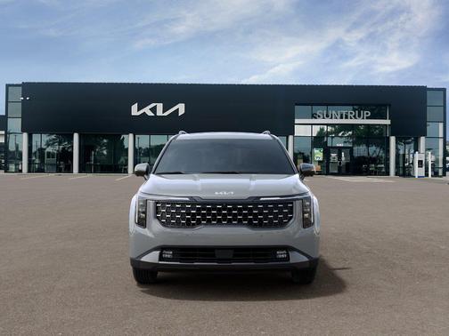 Ceramic Silver 2027 Kia Carnival SX