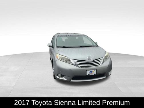 2017 Toyota Sienna Limited Premium