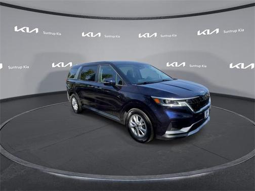 2023 Kia Carnival LX