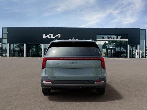 Iceberg Green 2027 Kia Carnival Hybrid SX