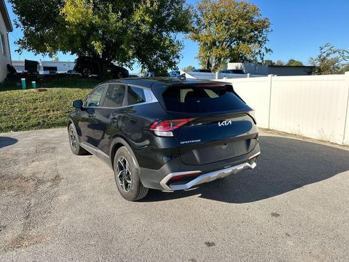 2024 Kia Sportage LX