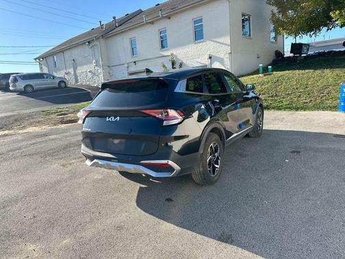 2024 Kia Sportage LX