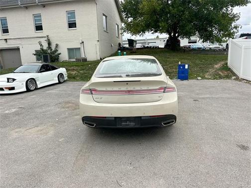 2016 Lincoln MKZ Base