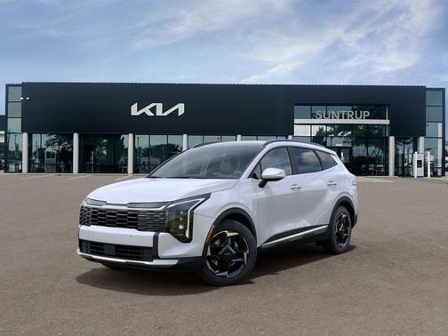 White 2026 Kia Sportage EX